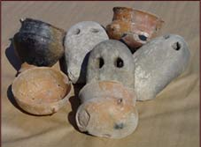 Objectes preromans trobats a les ruïnes de la civitas romana d'Iruña-Veleia a l'actual localitat d'Iruña de Oka (Àlaba)