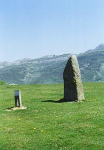 Menhir d'Urbia a Oñati (Guipúscoa)